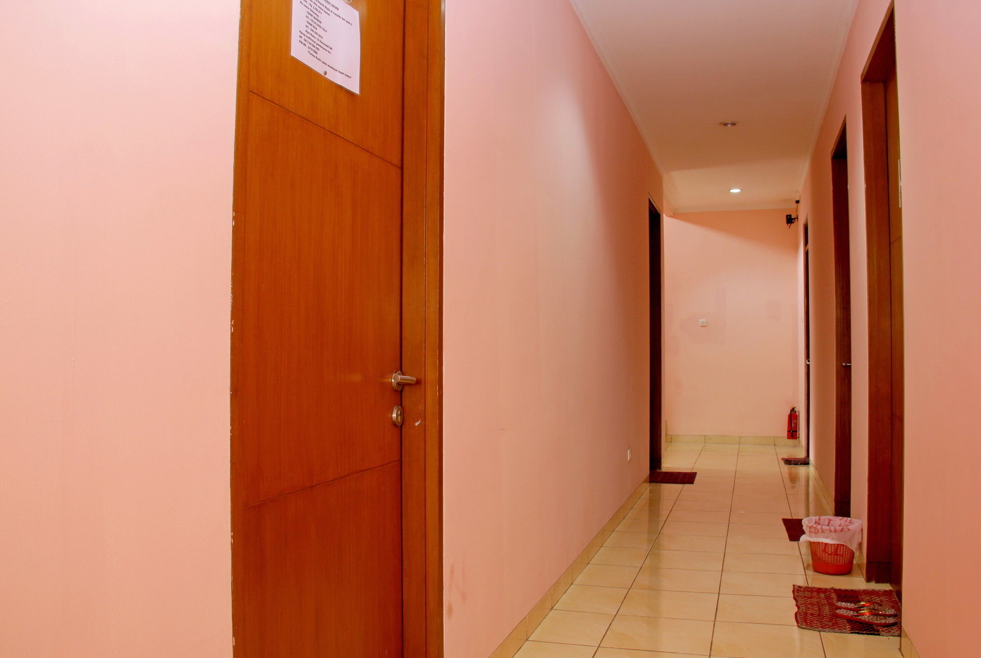 Reddoorz Near Hyperpoint Pasteur Hotel บันดุง ภายนอก รูปภาพ