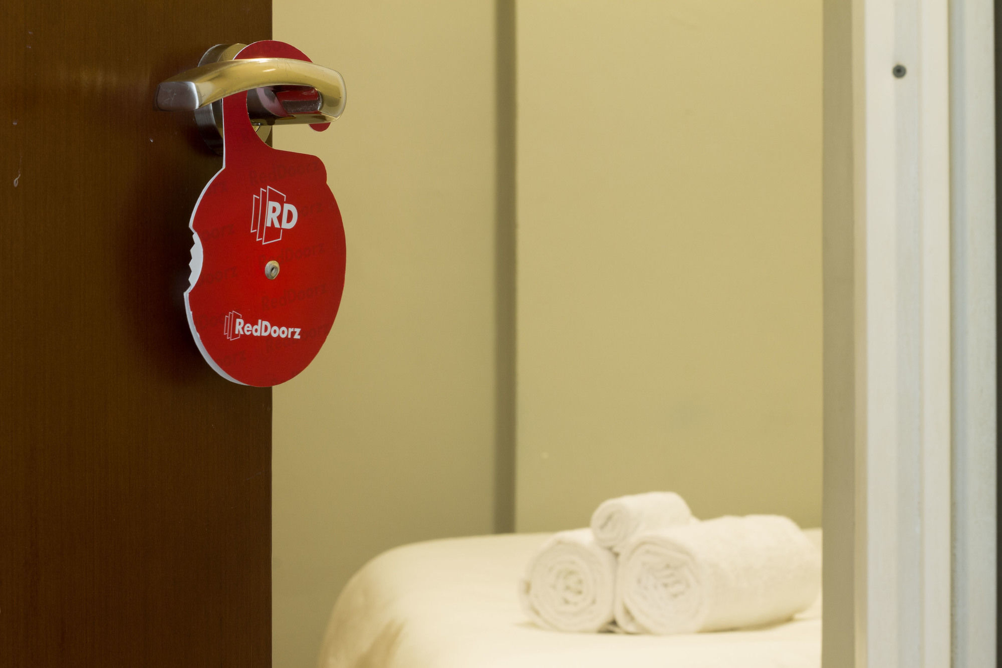 Reddoorz Near Hyperpoint Pasteur Hotel บันดุง ภายนอก รูปภาพ